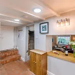 3 Bed In Robin Hoods Bay Oc-s33129